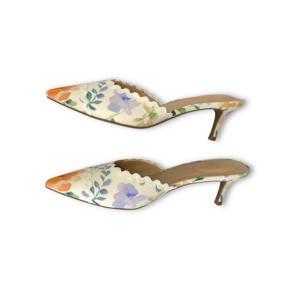 Bandolino Mymy Slip-on Pointy Toe Kitten Heel Dress Pumps 6.5 Light Pink Floral - Picture 4 of 12